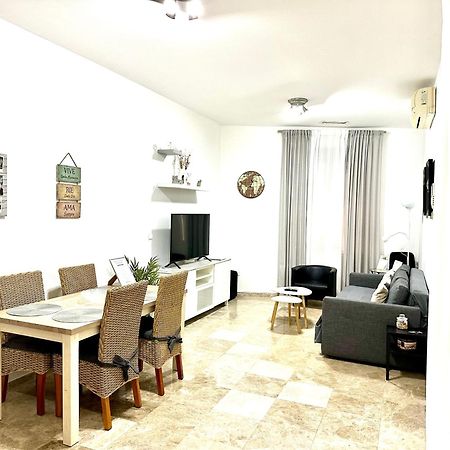 Apartamento Acogedor Y Moderno En Pleno Centro De Sevilla Con Parking Gratis 외부 사진