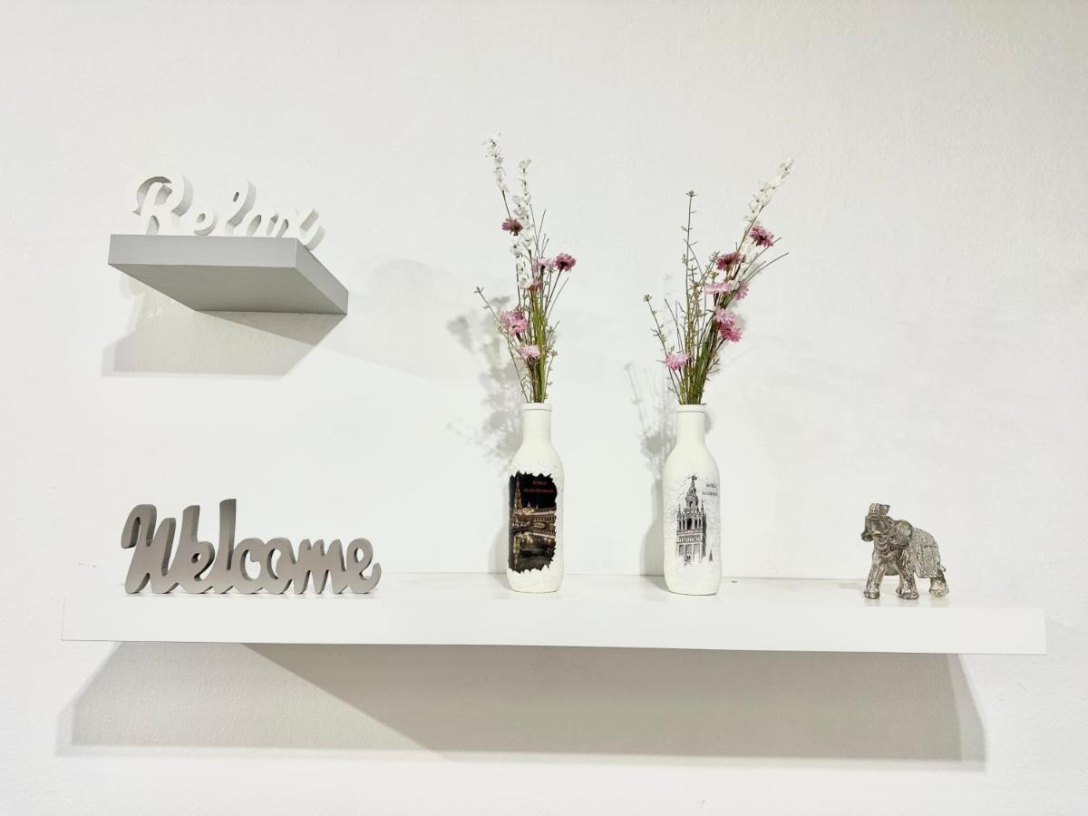 Apartamento Acogedor Y Moderno En Pleno Centro De Sevilla Con Parking Gratis 외부 사진