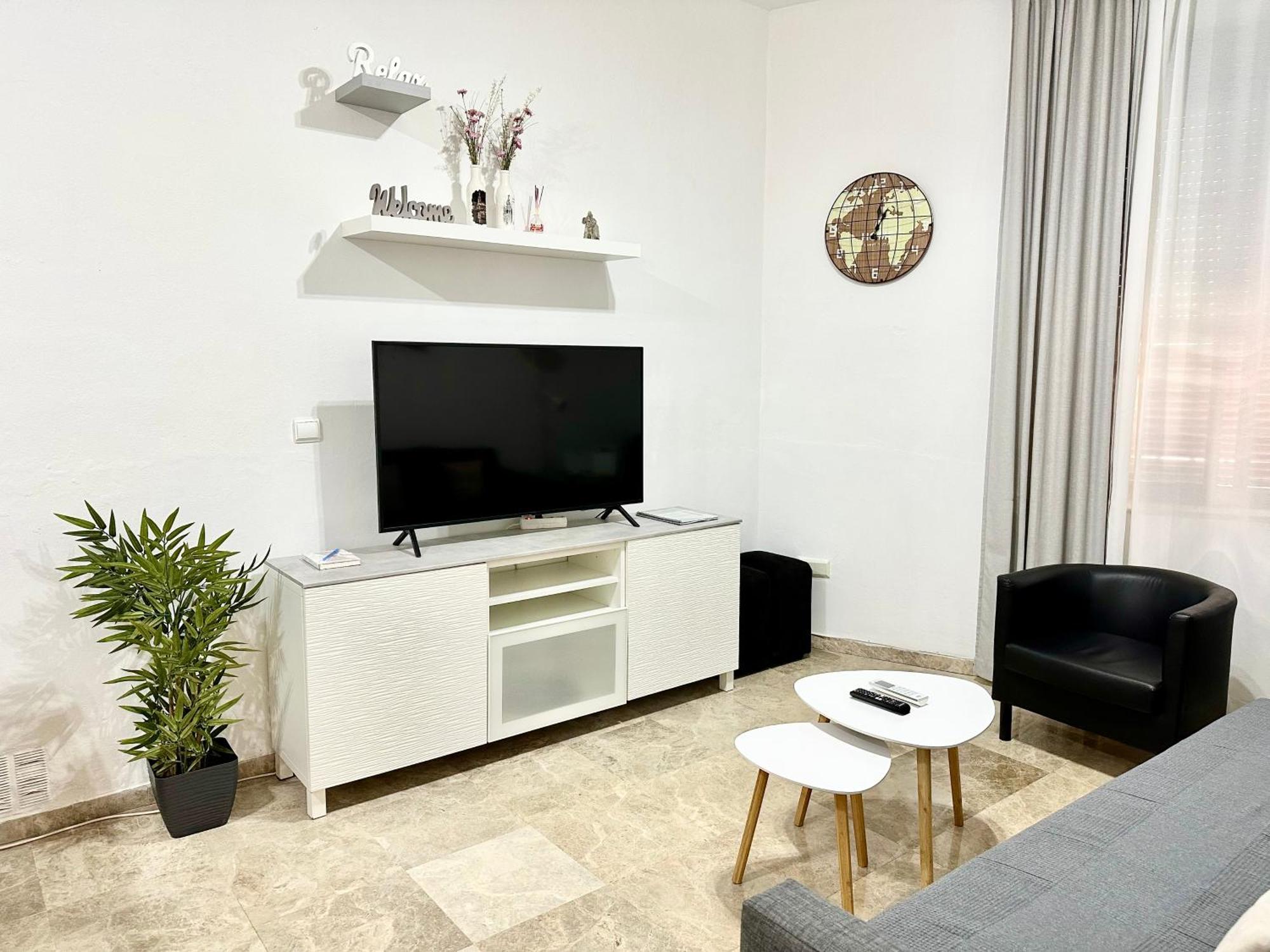 Apartamento Acogedor Y Moderno En Pleno Centro De Sevilla Con Parking Gratis 외부 사진